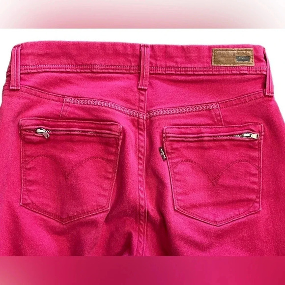 Levi’s Demi Curve Silhouette Classic Rise Slim  Leg Fuchsia Jeans Size 26 - Picture 6 of 9